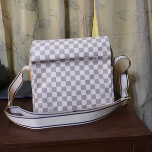 LOUIS VUITTON DAMIER AZUR NAVIGLIO BAG